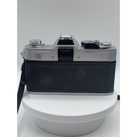 Vintage Canon FTB QL 35mm SLR Film Camera Bundle Tested & Working Lens Flash - Picture 4 of 16